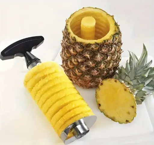 Pelador y rebanador de piña